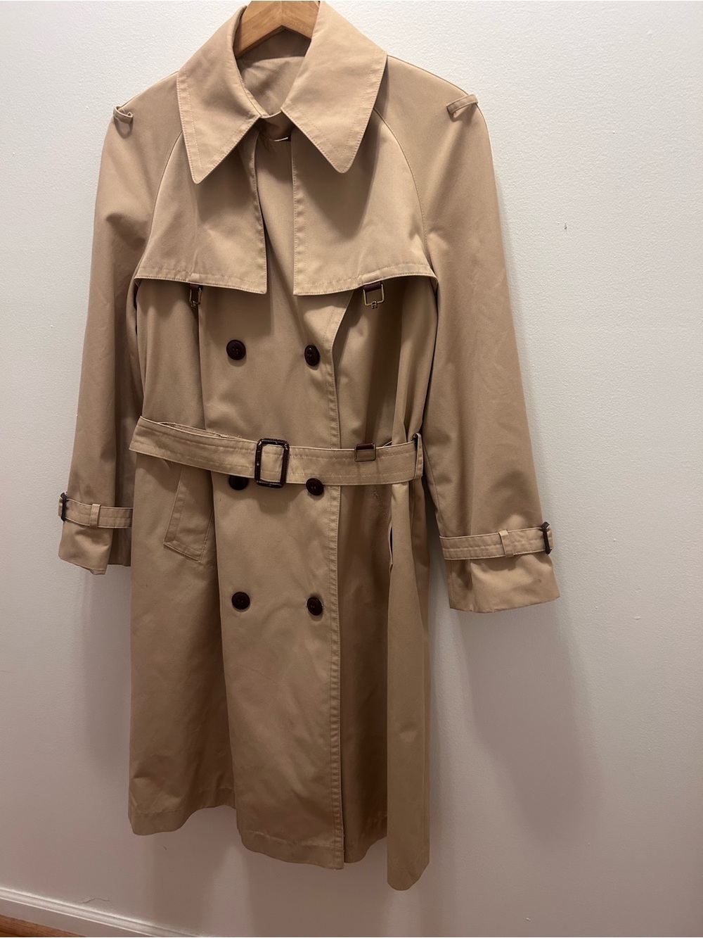 Vintage Etienne Aigner Tan Double-Breasted Trench Coat w/leather accent & Belt